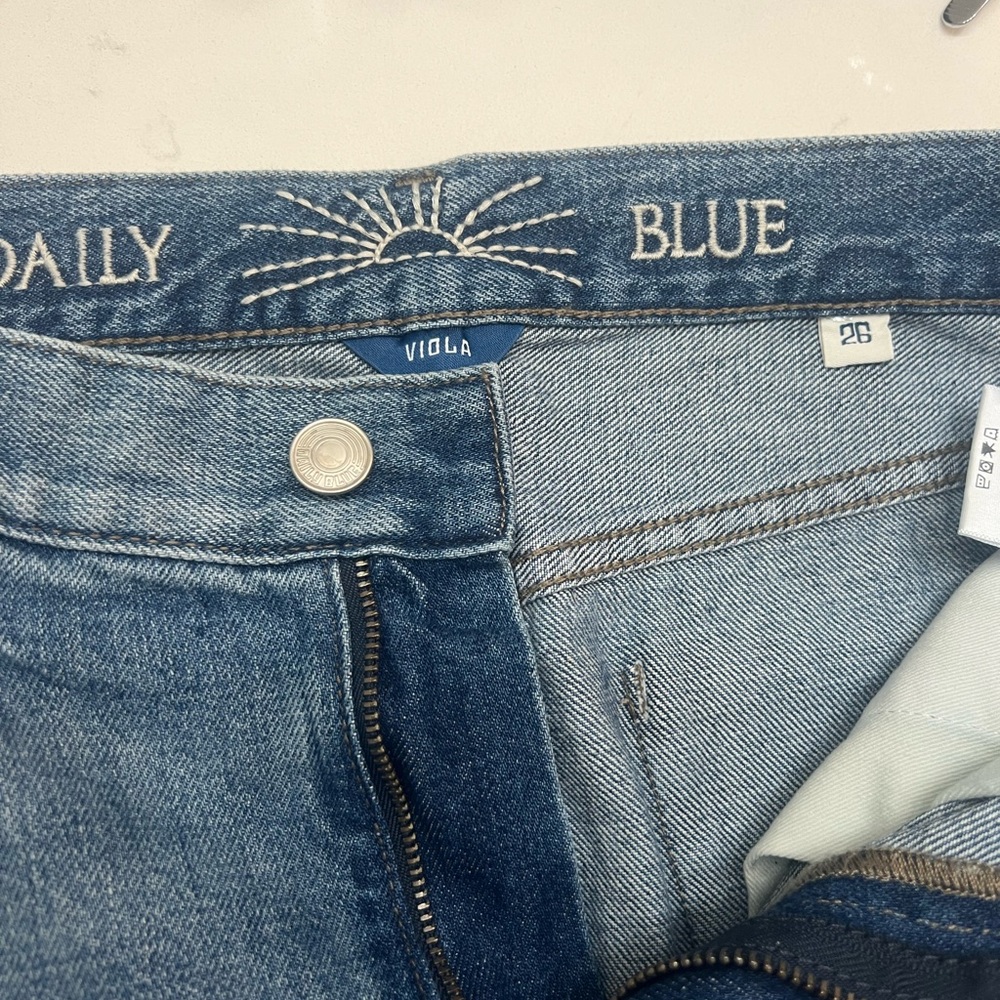 AG Adriano Goldschmied Daily Blue, Viola Jeans Sz 26, SAL is the color blue, NWT - Picture 4 of 10